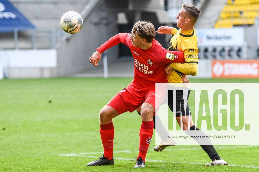 v.li.: Mathias Flaga Olesen (FC Köln II, 18), Dustin Zahnen (Alemannia ...