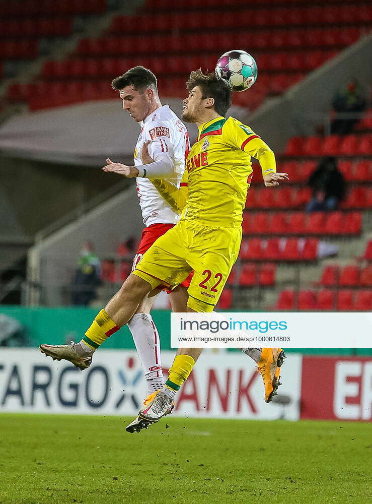 Kaan Caliskaner (Regensburg) Jorge Mere (Koeln) SSV Jahn Regensburg Vs