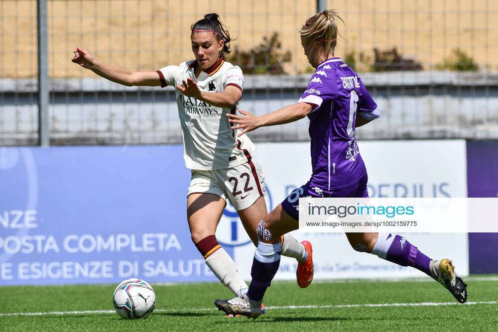 Agnese Bonfantini (Roma) and Stephanie Breitner (Fiorentina Femminile)  during ACF Fiorentina