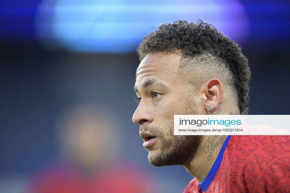 NEYMAR (PSG) with tattoo and earrings, earring, warming up, Football  Champions League, Stock Photo, Picture And Rights Managed Image. Pic.  PAH-141832075 | agefotostock