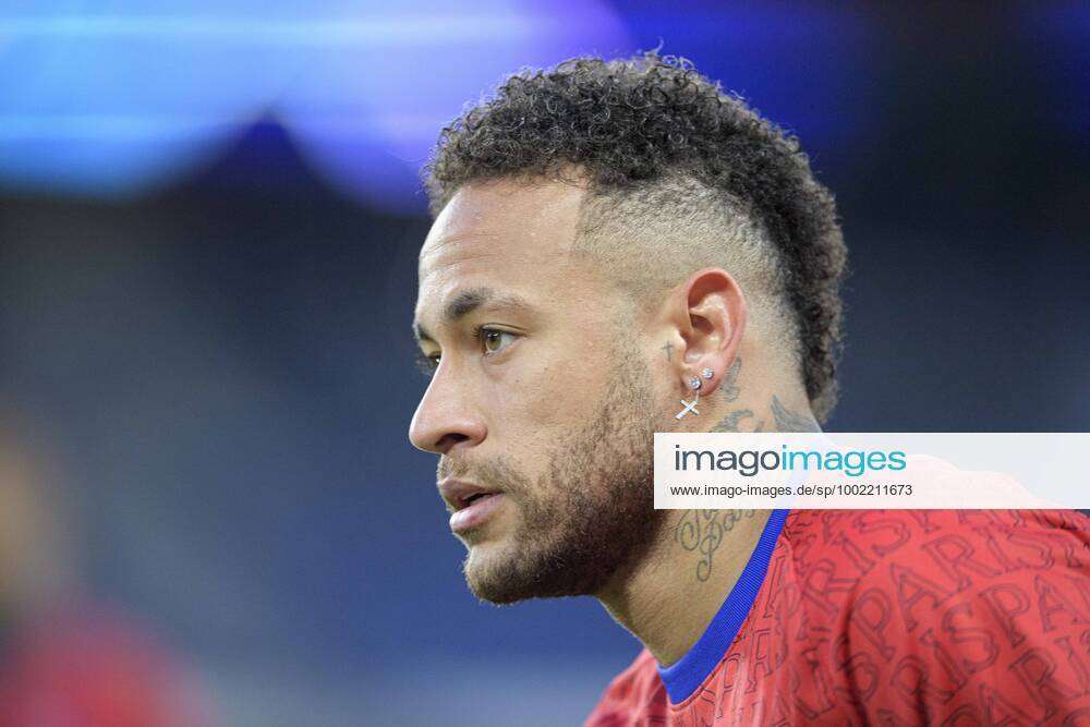 Neymar portrait hi-res stock photography and images - Page 6 - Alamy