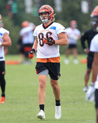 Cincinnati Bengals tight end Mason Schreck (86) practices during mandatory  minicamp, Wednesday, June 14, 2017, in Cincinnati. (AP Photo/John Minchillo  Stock Photo - Alamy