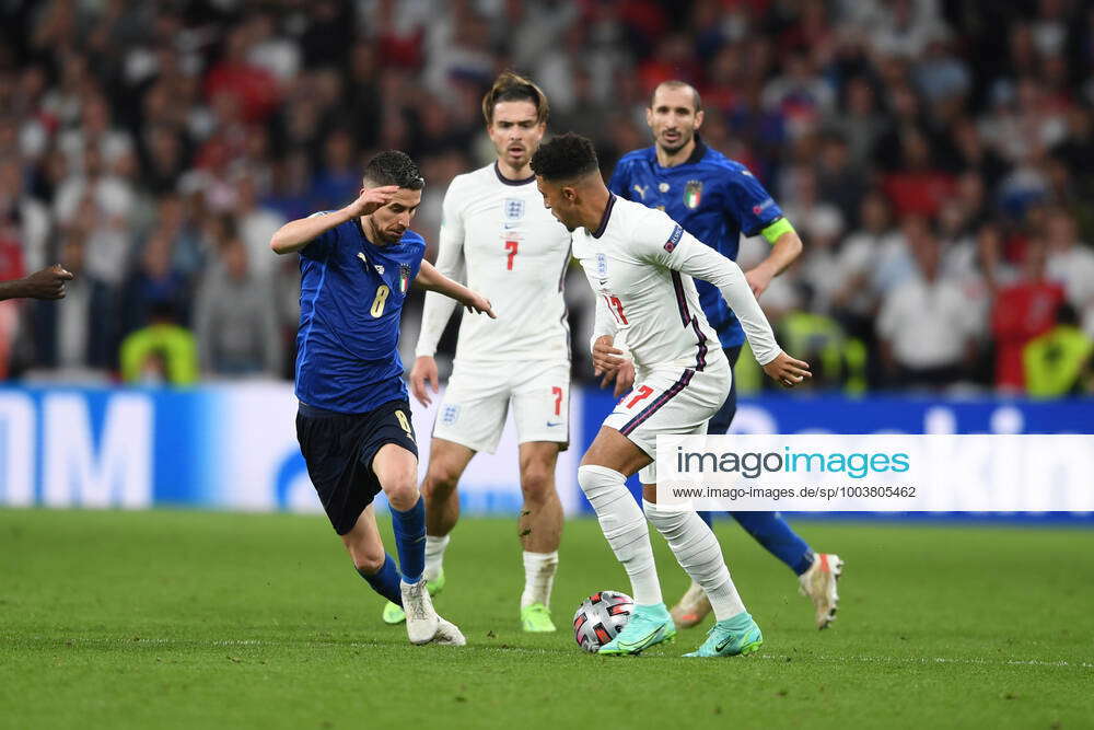 Jorginho Jorge Luiz Frello Filho (Italy)Jadon Sancho (England) during ...