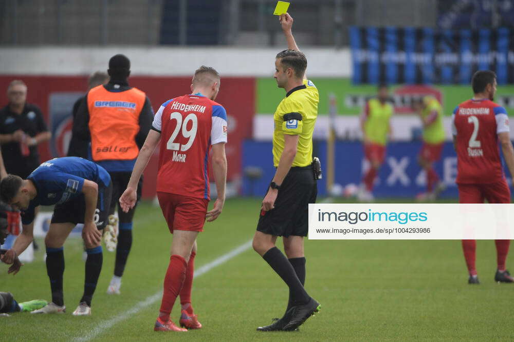 Yellow yellow card for Tobias Mohr 1 FC Heidenheim 29 by referee ...