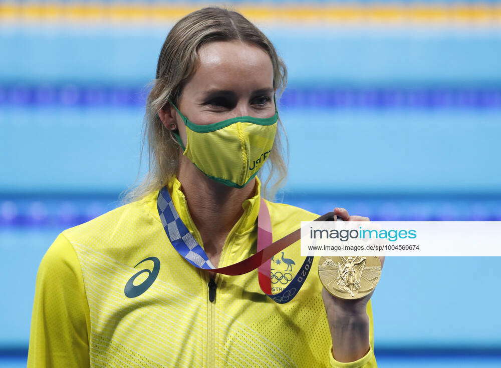 Australia S Emma Mckeon Celebrates With Her Gold Medal After Setting A New Olympic Record Of 