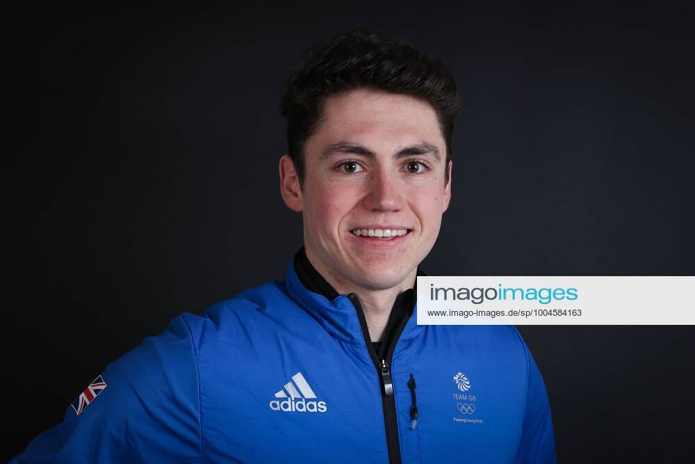 Mandatory Credit Photo by Paul Currie BPI Shutterstock (9332210di