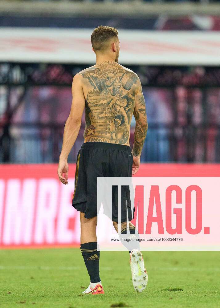 Barca's die-hard fan got Messi's autograph tattooed - Football | Tribuna.com