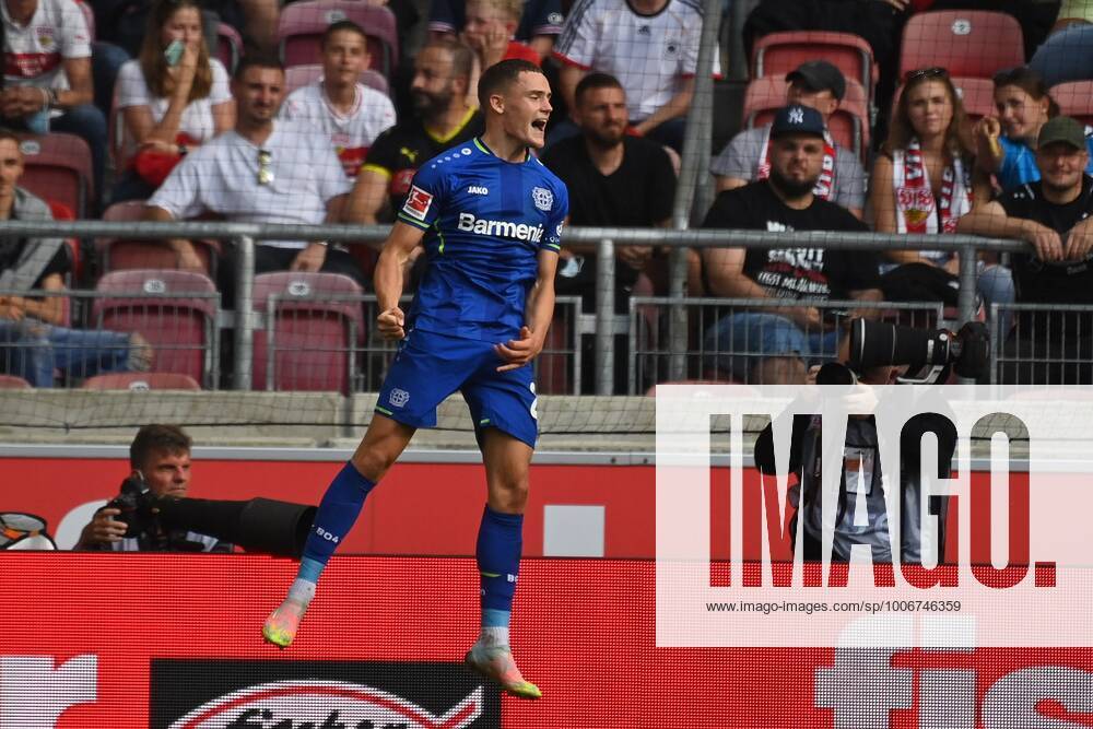 Goal celebration Florian WIRTZ Bayer Leverkusen after goal to the 1 3 ...