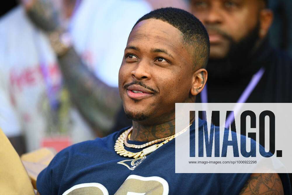 American rapper YG attends an NFL game between the Los Angeles Rams and the  Jacksonville Jaguars, Sunday, Dec. 5, 2021, in Inglewood, Calif. The Rams  Stock Photo - Alamy
