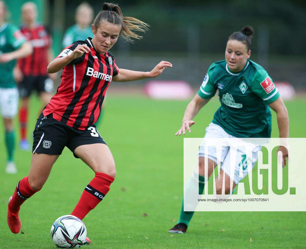 f l Lara Marti Bayer 04 Leverkusen, 30 and Jasmin Sehan SV Werder ...