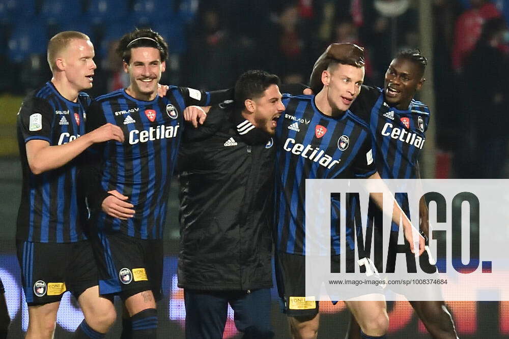 AC Pisa v AC Perugia Serie B Players of Pisa celebrate after the goal of 10 by Davide Marsura