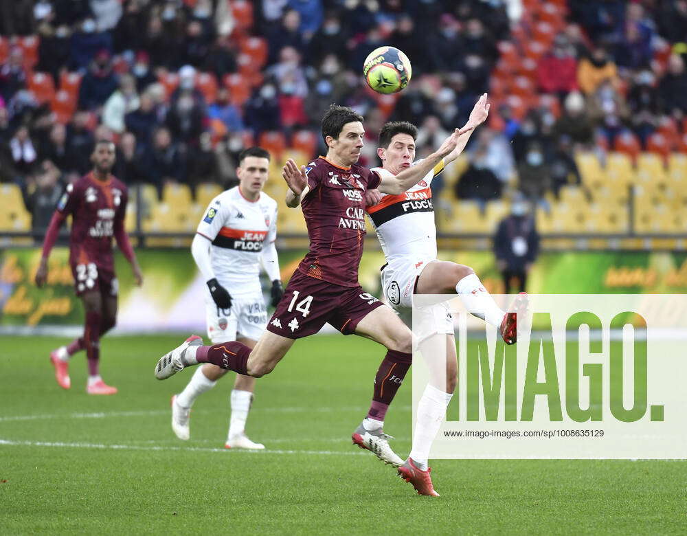 Laurent Abergel vs Pajot Vincent (Fc Metz) FOOTBALL : Fc Metz vs