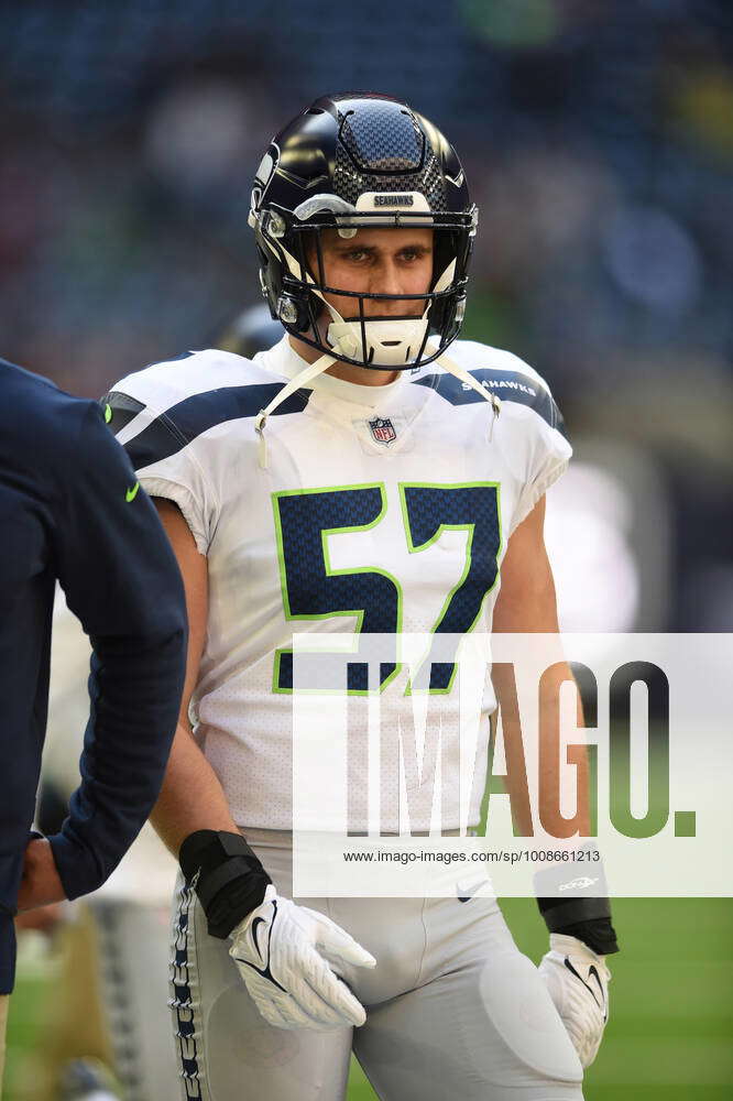 Seattle Seahawks on X: A Cody Barton look for your phone