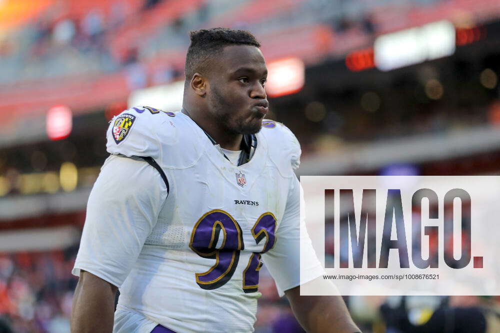 Baltimore Ravens defensive tackle Justin Madubuike (92) gets to