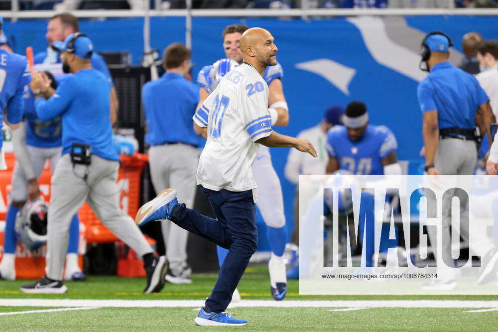 Arizona Cardinals vs Detroit Lions Actor Keegan Michael Key