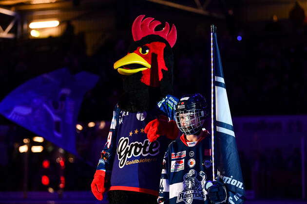 Icey mascot, Iserlohn Roosters, 94 , Iserlohn Roosters vs Kölner Haie ...