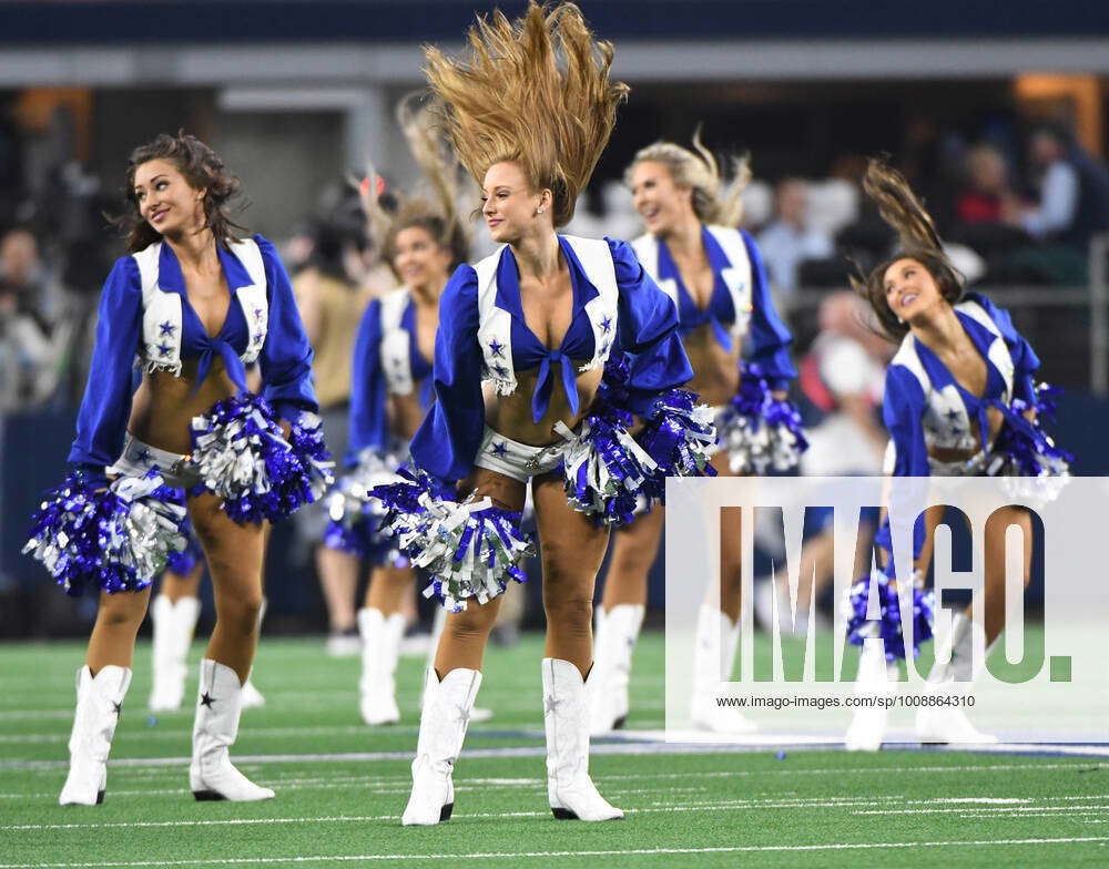 Dallas Cowboys vs Washington Football Team – Dallas Cowboys Cheerleaders