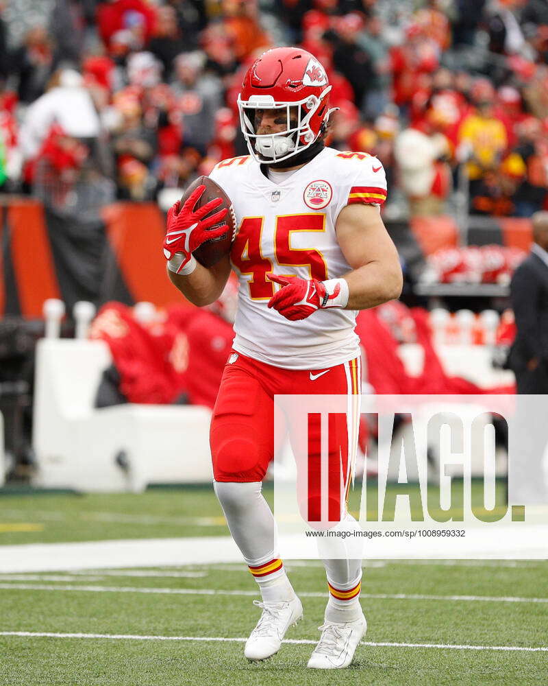 CINCINNATI OH JANUARY 02 Kansas City Chiefs fullback Michael