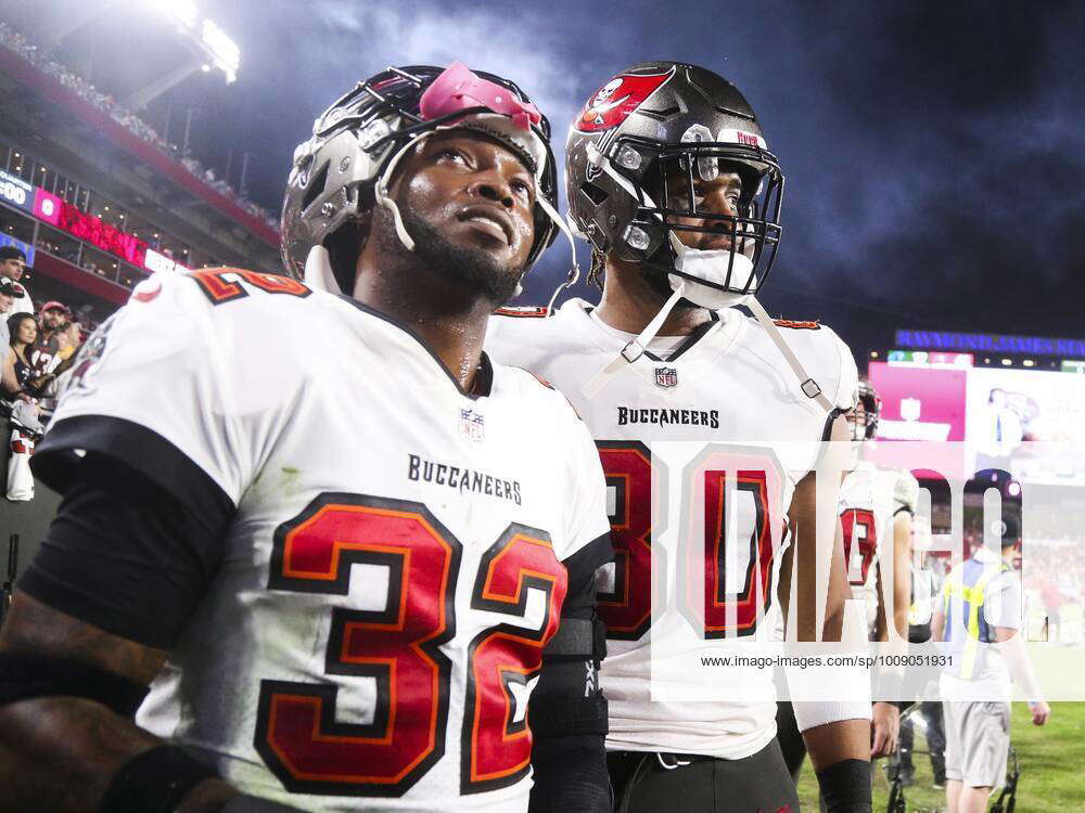 Tampa Bay Buccaneers safety Mike Edwards (32) runs to the ball as