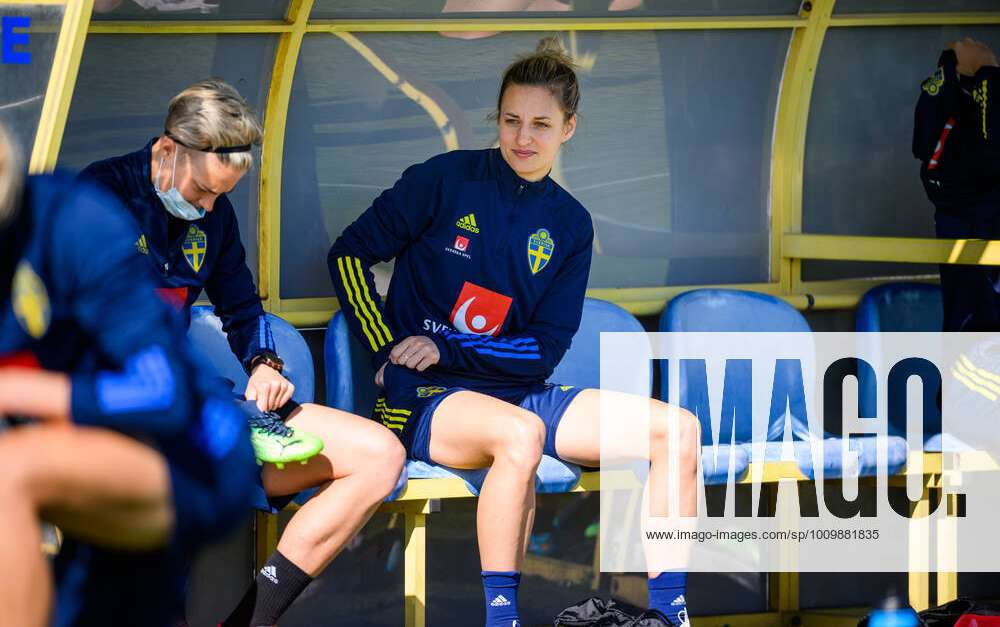 220215 Nathalie Björn Ahead Of A Training Session With The Women S National Football Team Of