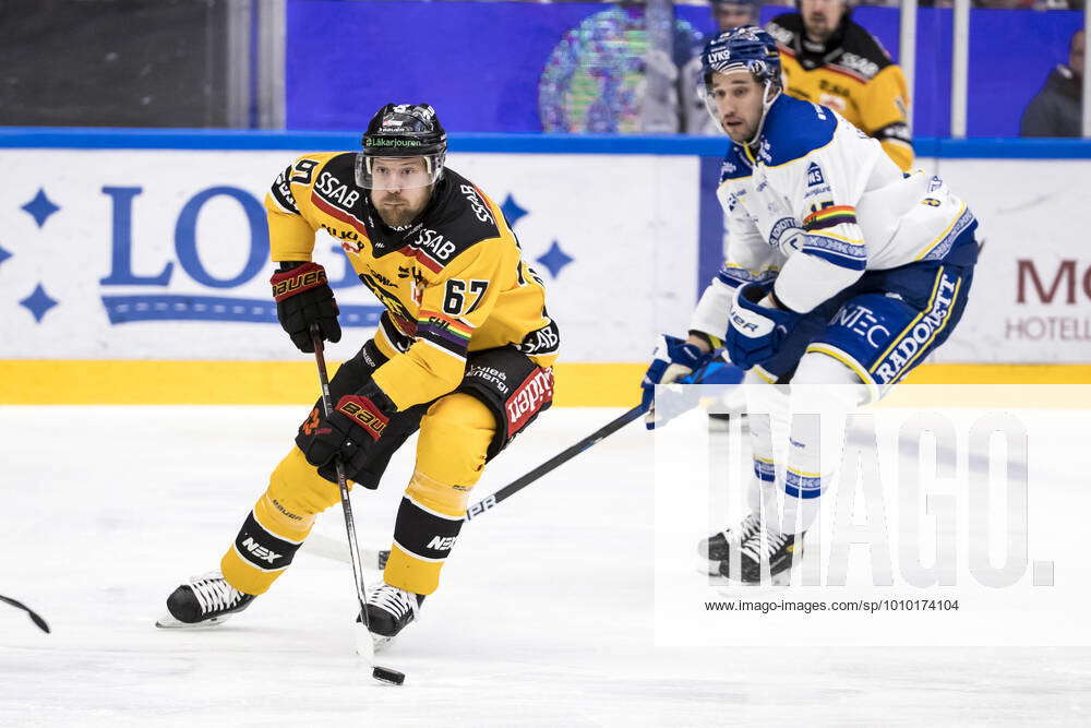 Linus Omark 220226 Luleas Linus Omark during the ice hockey match in the SHL ...