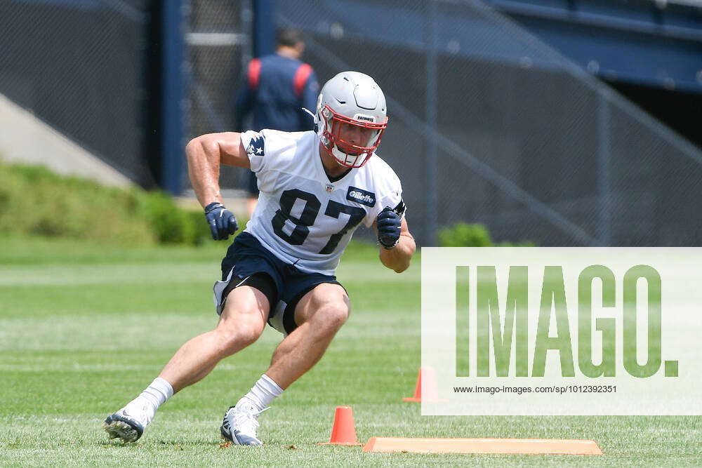 New England Patriots tight end Matt Sokol (87) takes part in drills at the  NFL football team's practice facility in Foxborough, Mass., Tuesday, May  31, 2022 (AP Photo/Michael Dwyer Stock Photo - Alamy