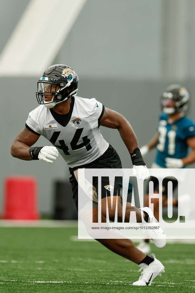 Jacksonville Jaguars linebacker Travon Walker (44) runs to the