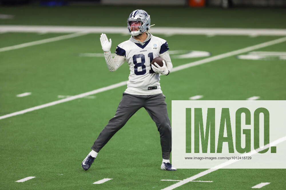 FRISCO, TX - JUNE 02: Dallas Cowboys wide receiver Simi Fehoko (81) makes a  catch during the