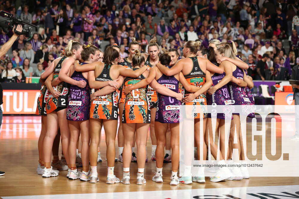 SUPER NETBALL FIREBIRDS GIANTS, Both teams form a huddle during the ...