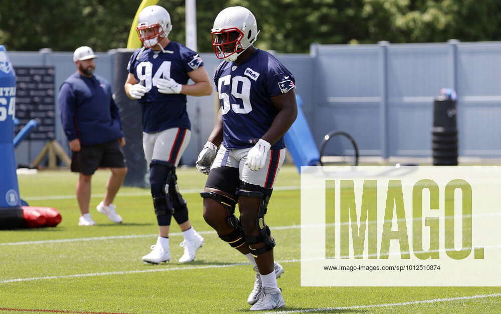 FOXBOROUGH, MA - JUNE 07: New England Patriots defensive tackle Sam Roberts  (59) during Day 1 of