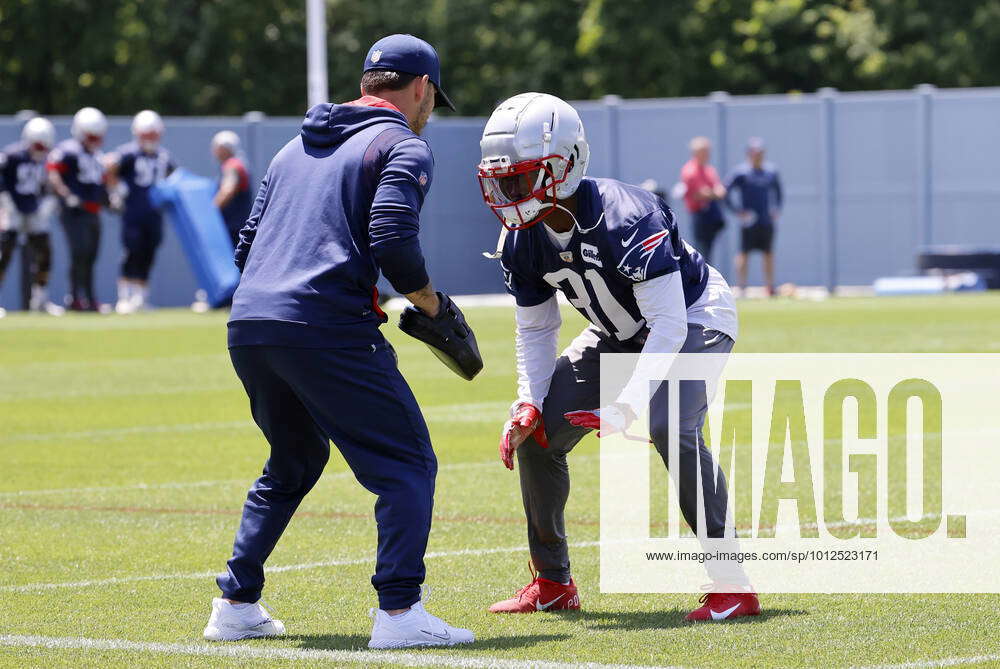 FOXBOROUGH, MA - JUNE 08: New England Patriots defensive back Jonathan  Jones (31) during Day 2 of mandatory New England Patriots minicamp on June  8, 2022, at the Patriots Training Facility at