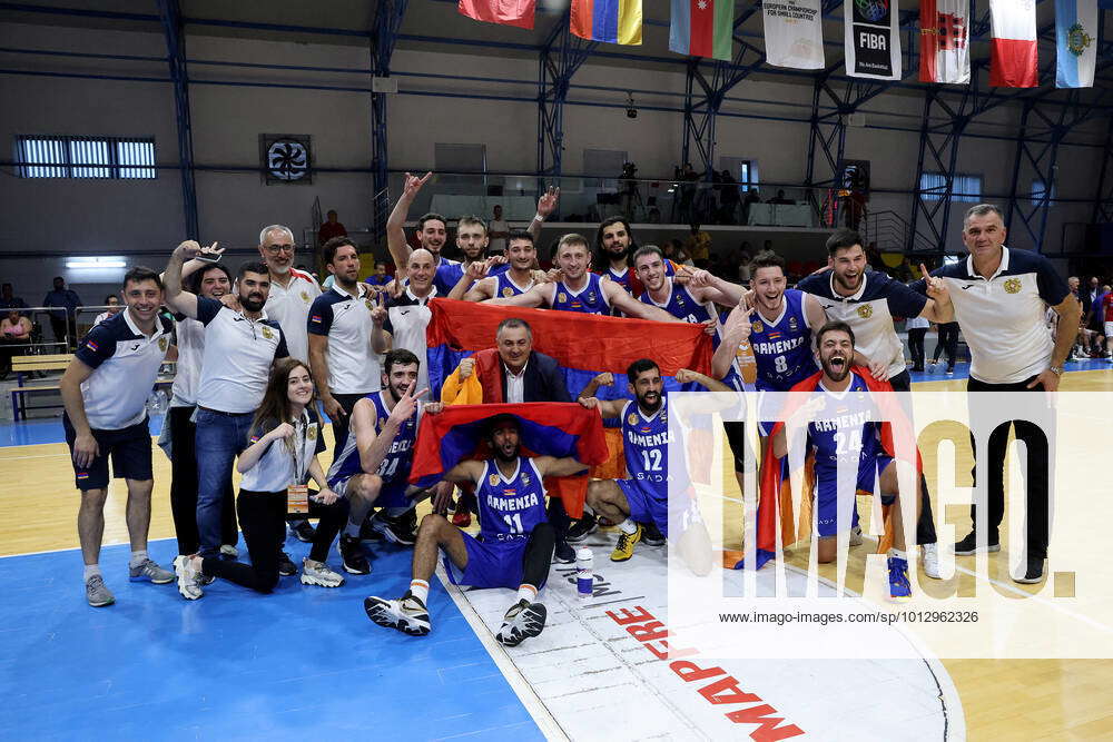 Armenia national basketball team players and officials celebrate ...