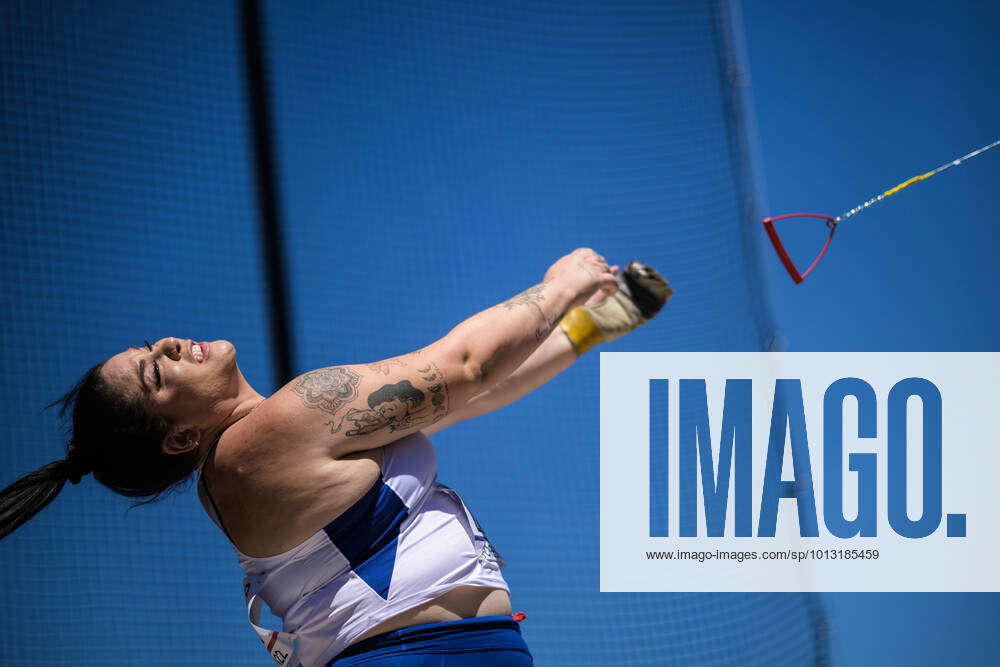 220715 Beatrice Nedberge Llano of Norway competes in womens hammer