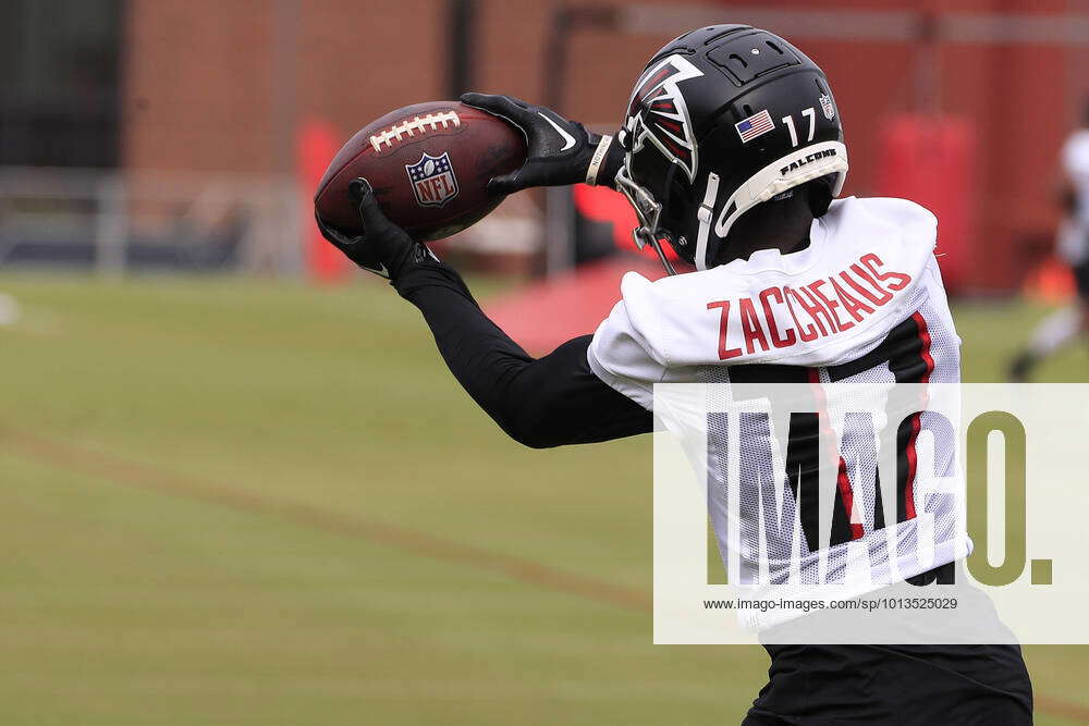 FLOWERY BRANCH, GA - JULY 30: Atlanta Falcons wide receiver Olamide  Zaccheaus (17) makes a catch dur