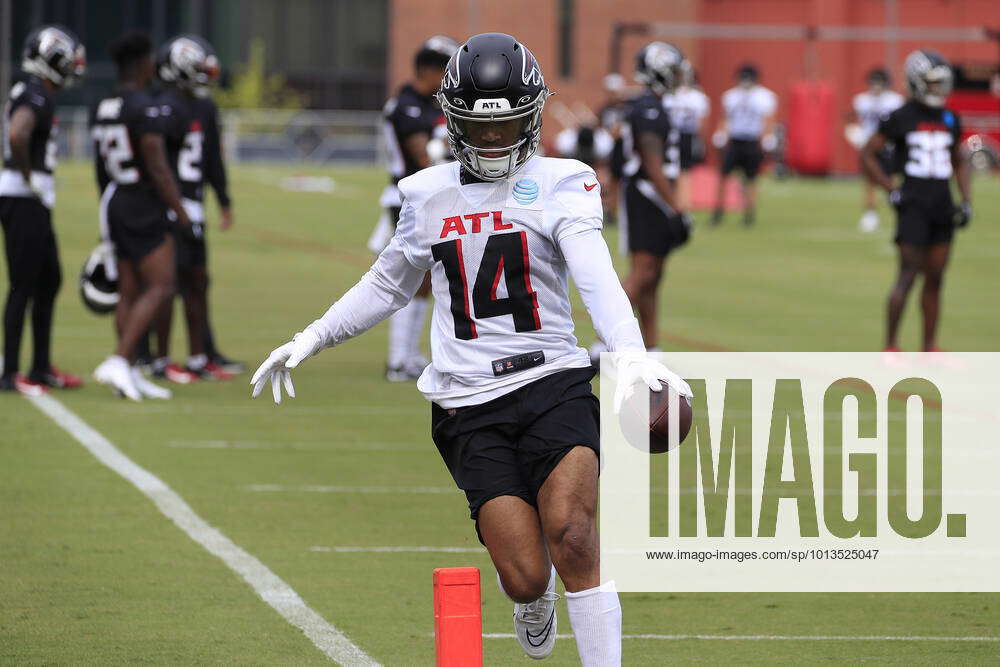 FLOWERY BRANCH, GA - JULY 30: Atlanta Falcons wide receiver Damiere Byrd  (14) during Saturday mornin