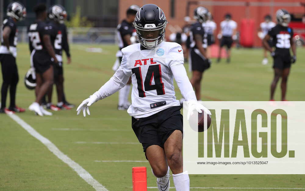 FLOWERY BRANCH, GA - JULY 30: Atlanta Falcons wide receiver Damiere Byrd  (14) during Saturday mornin