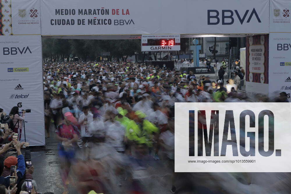 BBVA Mexico City Half Marathon 2022 Runners during the BBVA Mexico City