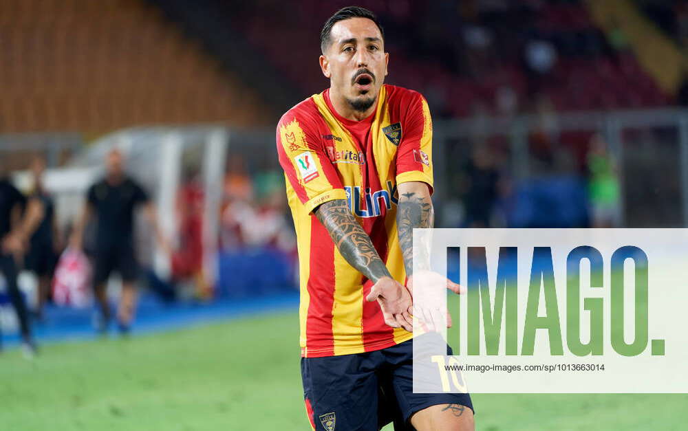 Francesco Di Mariano (US Lecce) celebrates for the championship