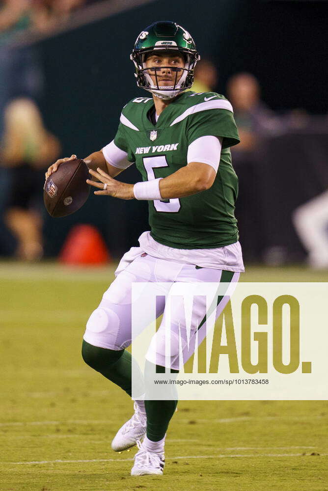 New York Jets' Mike White in action during a preseason NFL football game,  Friday, Aug. 12, 2022, in Philadelphia. (AP Photo/Matt Rourke Stock Photo -  Alamy