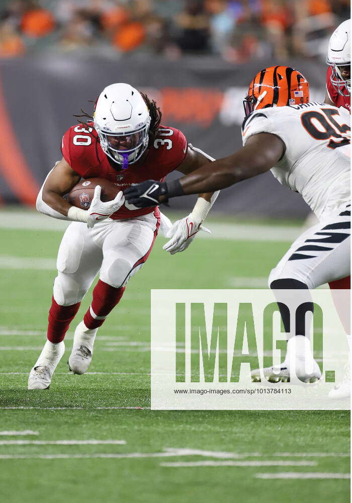 Arizona Cardinals running back Keaontay Ingram (30) warms up on the field  before an NFL football game against the Cincinnati Bengals, Friday, Aug. 12,  2022, in Cincinnati. (AP Photo/Zach Bolinger Stock Photo - Alamy