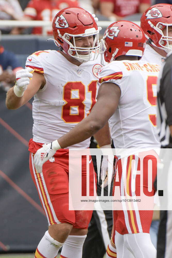 Kansas City Chiefs Blake Bell (81) celebrates scores during the first ...