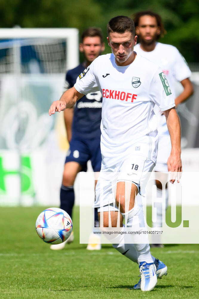 Oldenburg, Germany, 21 08 2022 Dominik Klann SC Verl in action, on the ...