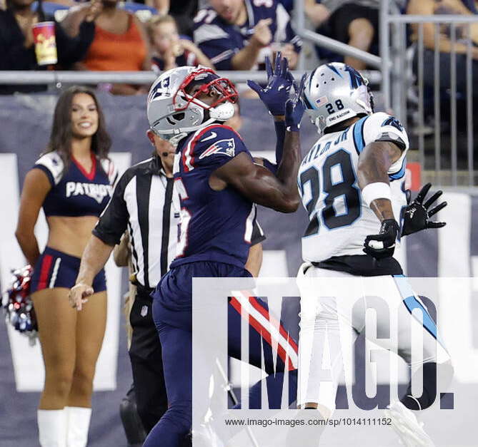 Foxborough, Massachusetts, USA. 9th Oct, 2022. Massachusetts, USA; New  England Patriots wide receiver Nelson Agholor (15) warms up before a game  against the Detroit Lions at Gillette Stadium, in Foxborough,  Massachusetts. Eric