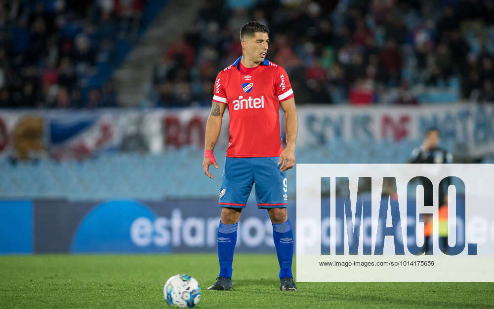 Montevideo City Torque and Club Nacional de Football face each other for  the Torneo Clausura