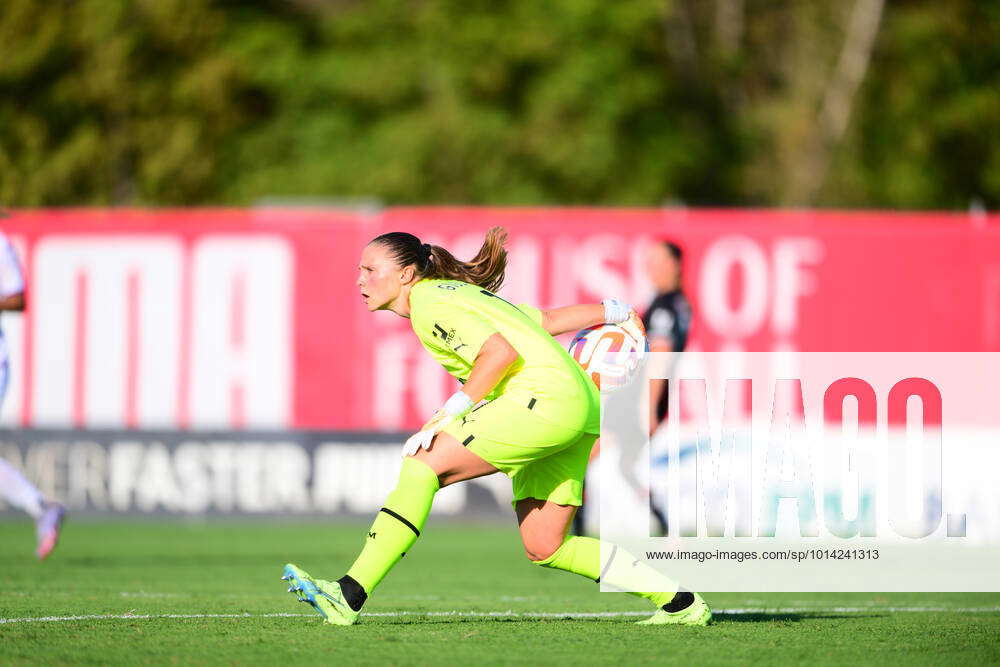 AC Milan vs ACF Fiorentina - Serie A Femminile 