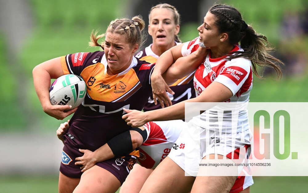 NRLW BRONCOS DRAGONS, Sophie Holyman of the Broncos fends off Shaylee ...