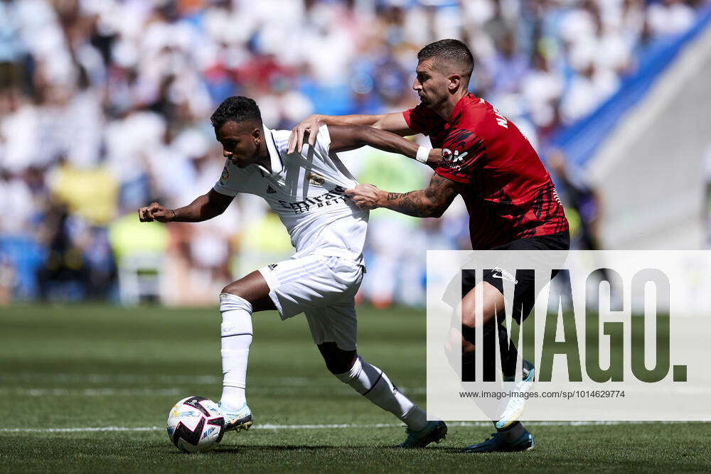 ESP Real Madrid CF v RCD Mallorca La Liga Santander Rodrygo Goes of Real Madrid CF competes for