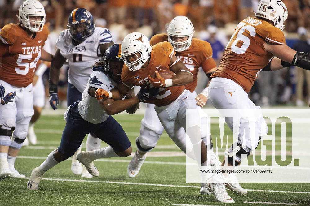 September 17, 2022: Texas Longhorns Roschon Johnson 02 In Action During ...