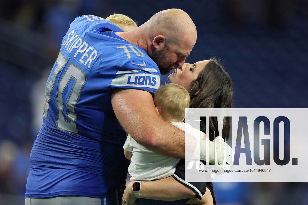 Washington Commanders vs Detroit Lions Offensive tackle Dan Skipper (70) of  the Detroit Lions