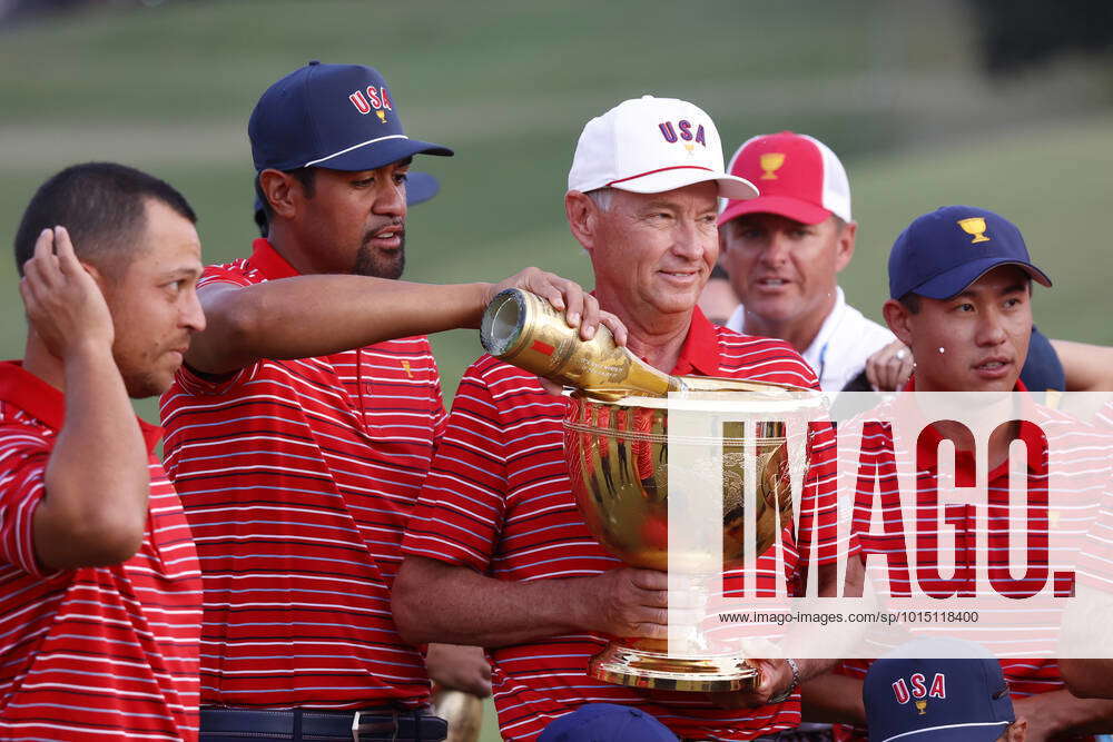 Charlotte Nc September 25 Usa Presidents Cup Golfer Tony Finau Pours Michelob Ultra Into The 